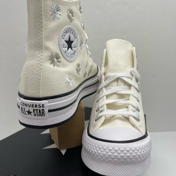 Converse WMNS Cream High-Top
CTAS EVA LIFT HI
EGRET/WHITE/PALE SURPLUS Sneakers - Picture 7 of 16